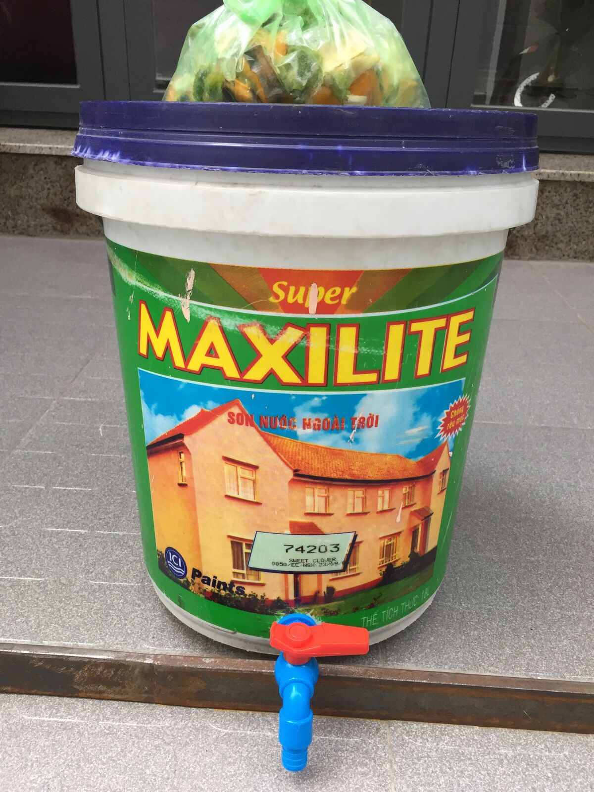 Bokashi bucket
