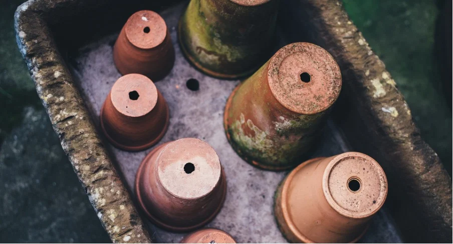 Crafting with clay pots Ollas